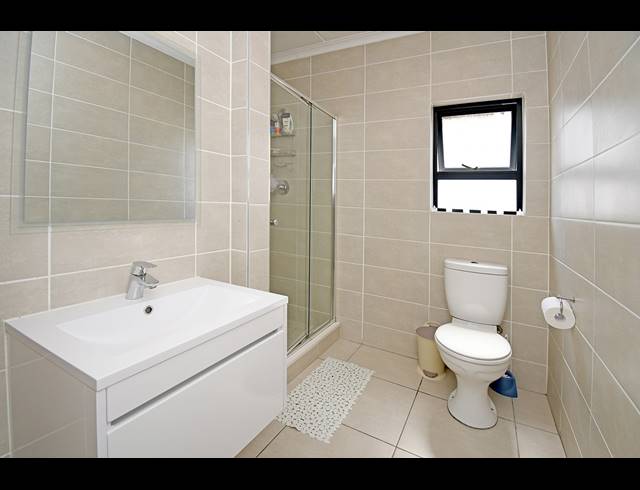 1 BEDROOM APARTMENT FOR SALE IN MODDERFONTEIN